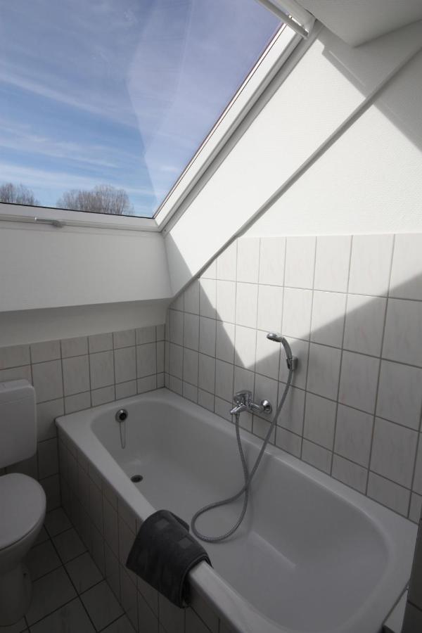 Hotel Haus Berger Koln Bagian luar foto